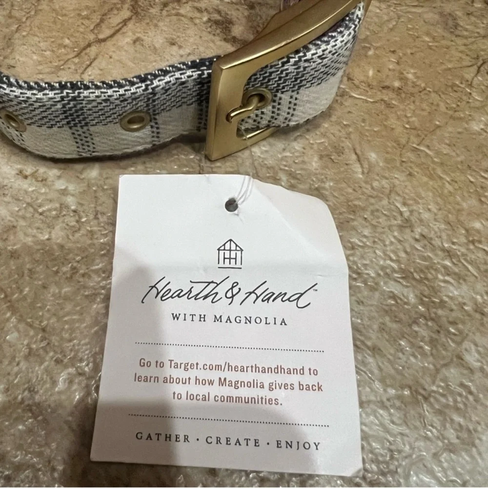 NWT hearth & hand dog collar